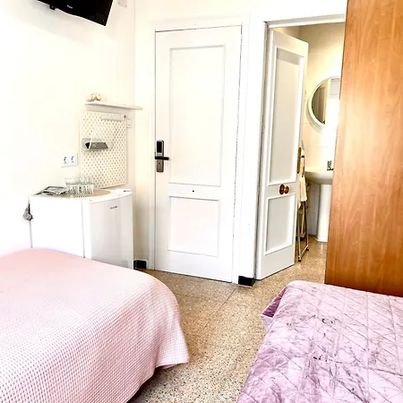 Escondite Con Terraza Compartida En La Azotea * Ρόζες