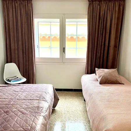 Πανσιόν Escondite Con Terraza Compartida En La Azotea
